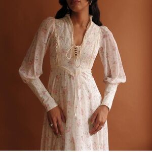 Gunne Sax dress.  Rare & vintage. Size small.  Excellent condition.